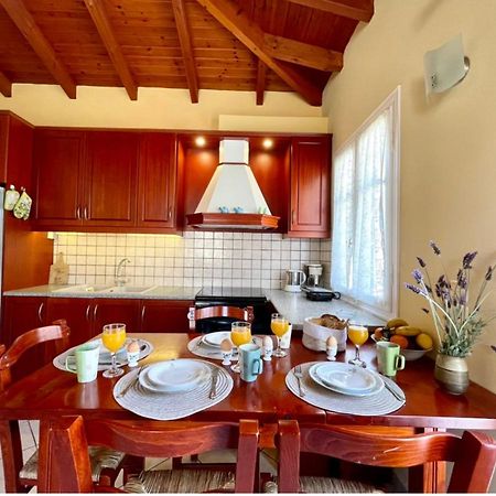 Angelina Apartment Лакка Екстер'єр фото